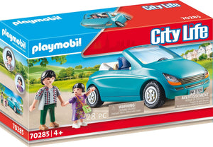 Playmobil Family with Car - 70285_1